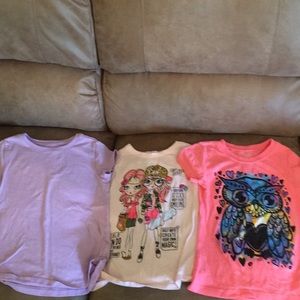 3 girls size 6 T-shirts